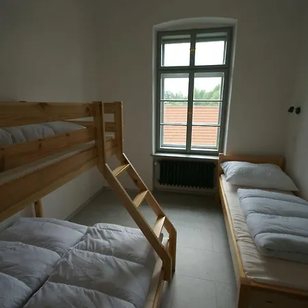 Πανσιόν Penzion Obecna Skola *