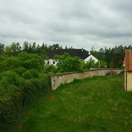 Penzion Obecna Skola