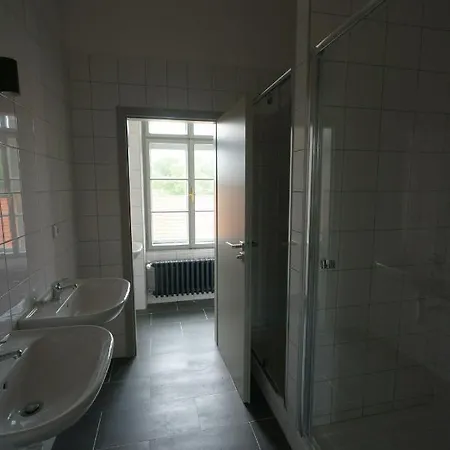 Penzion Obecna Skola Πανσιόν Zumberk